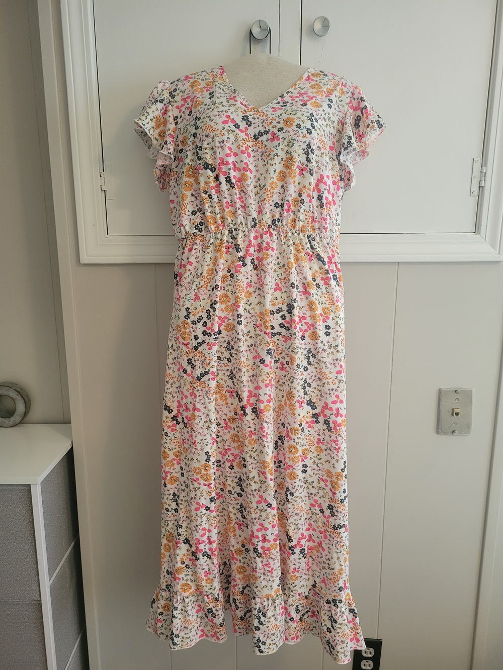 Source Unknown White Maxi Dress with Pink, Yellow & Black Floral Print